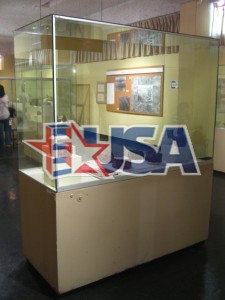 Awsome looking Jewelry Showcases